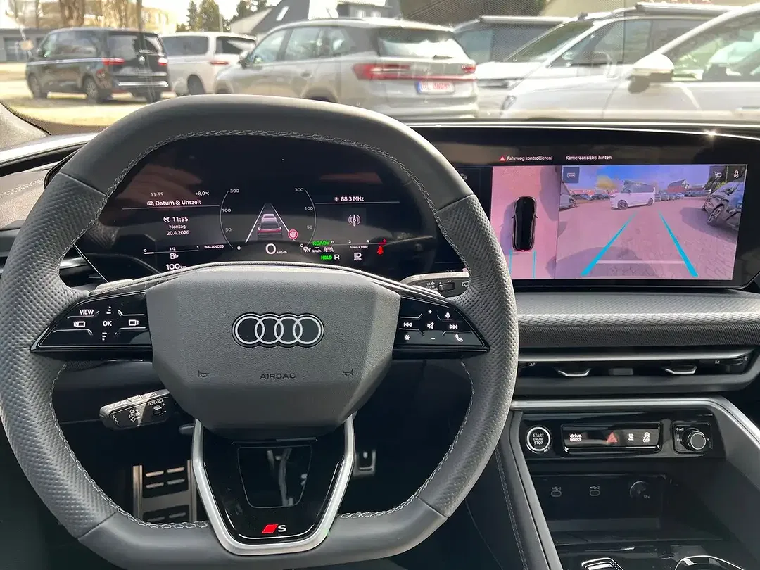Audi Q5 - Thumbnail 11