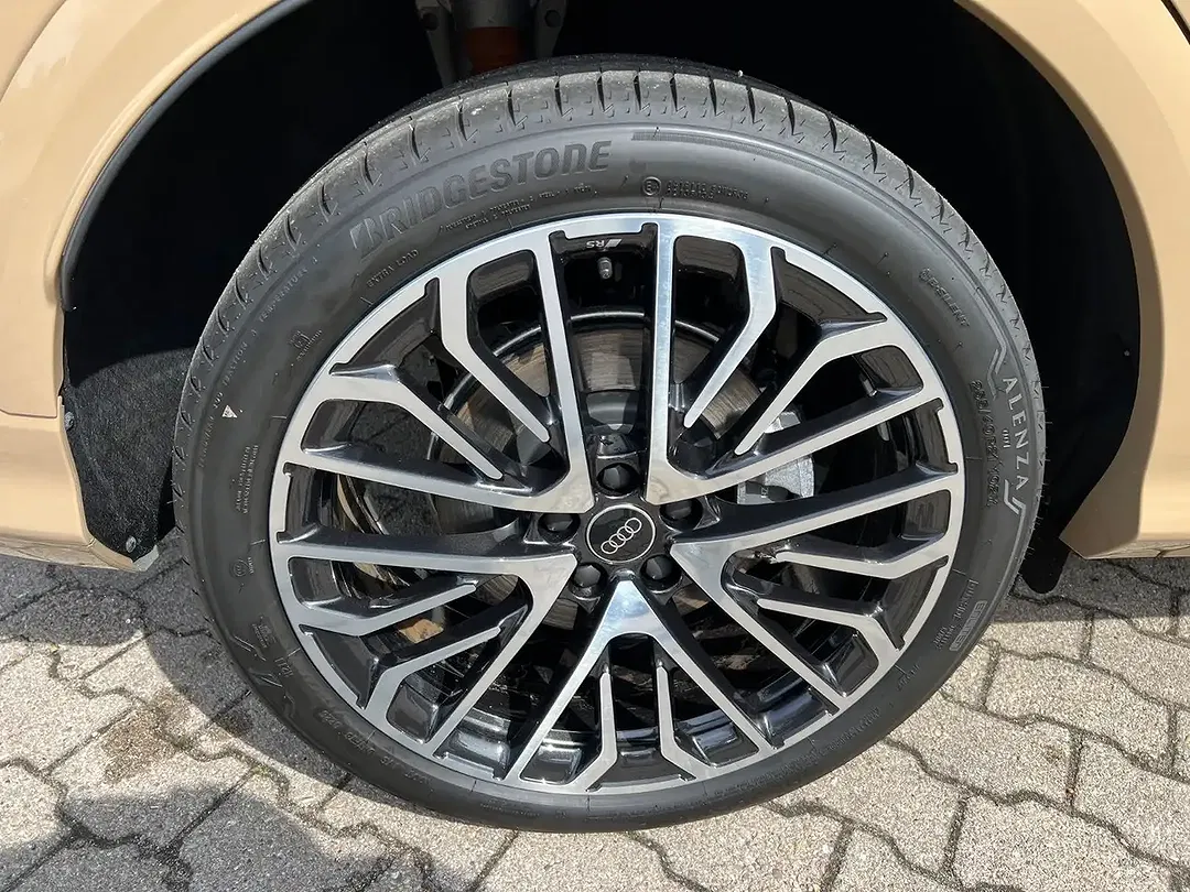 Audi Q5 - Thumbnail 9