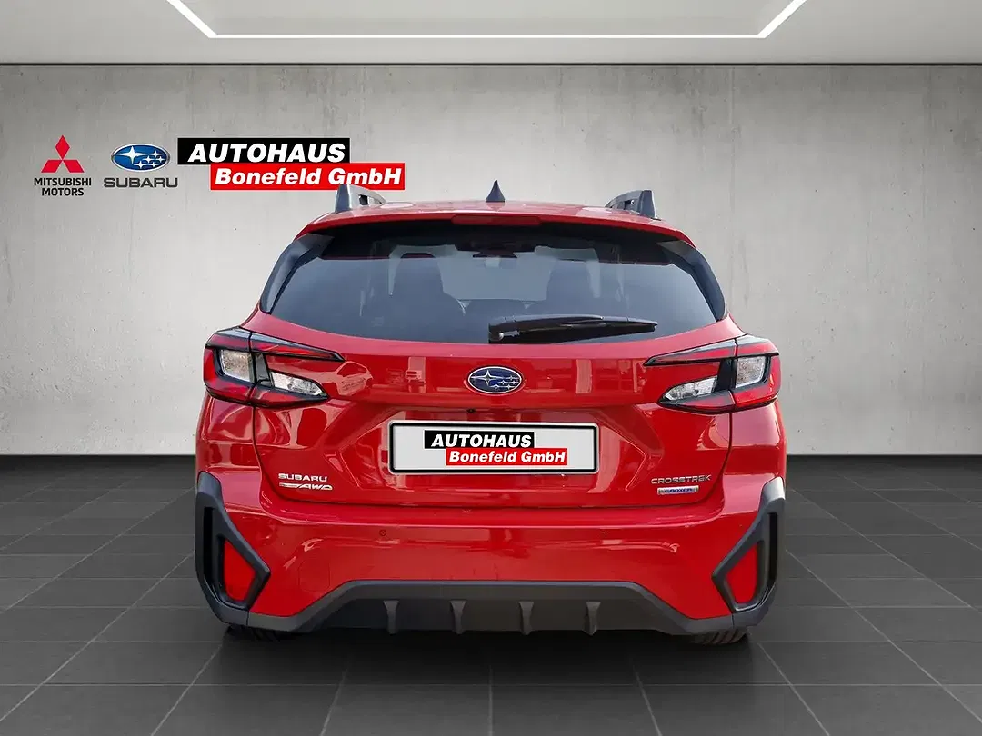 Subaru Crosstrek - Thumbnail 5