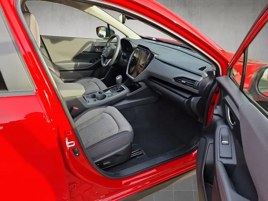 Subaru Crosstrek - Thumbnail 8