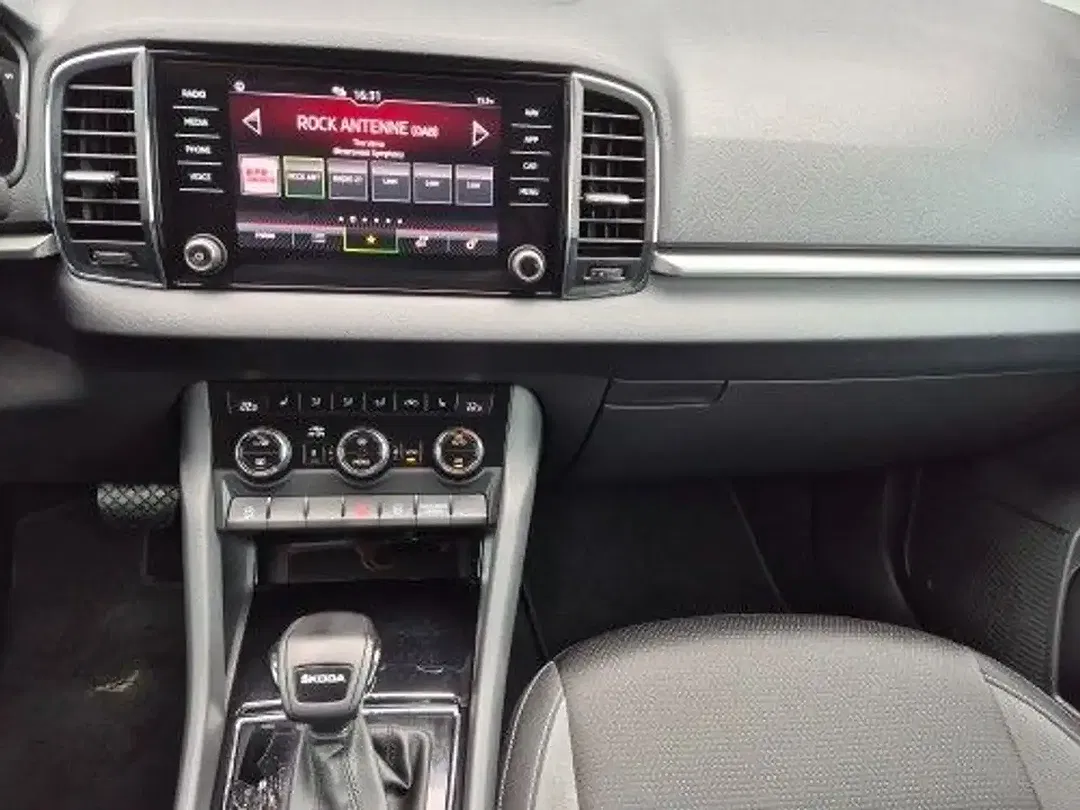 Skoda Karoq - Thumbnail 7