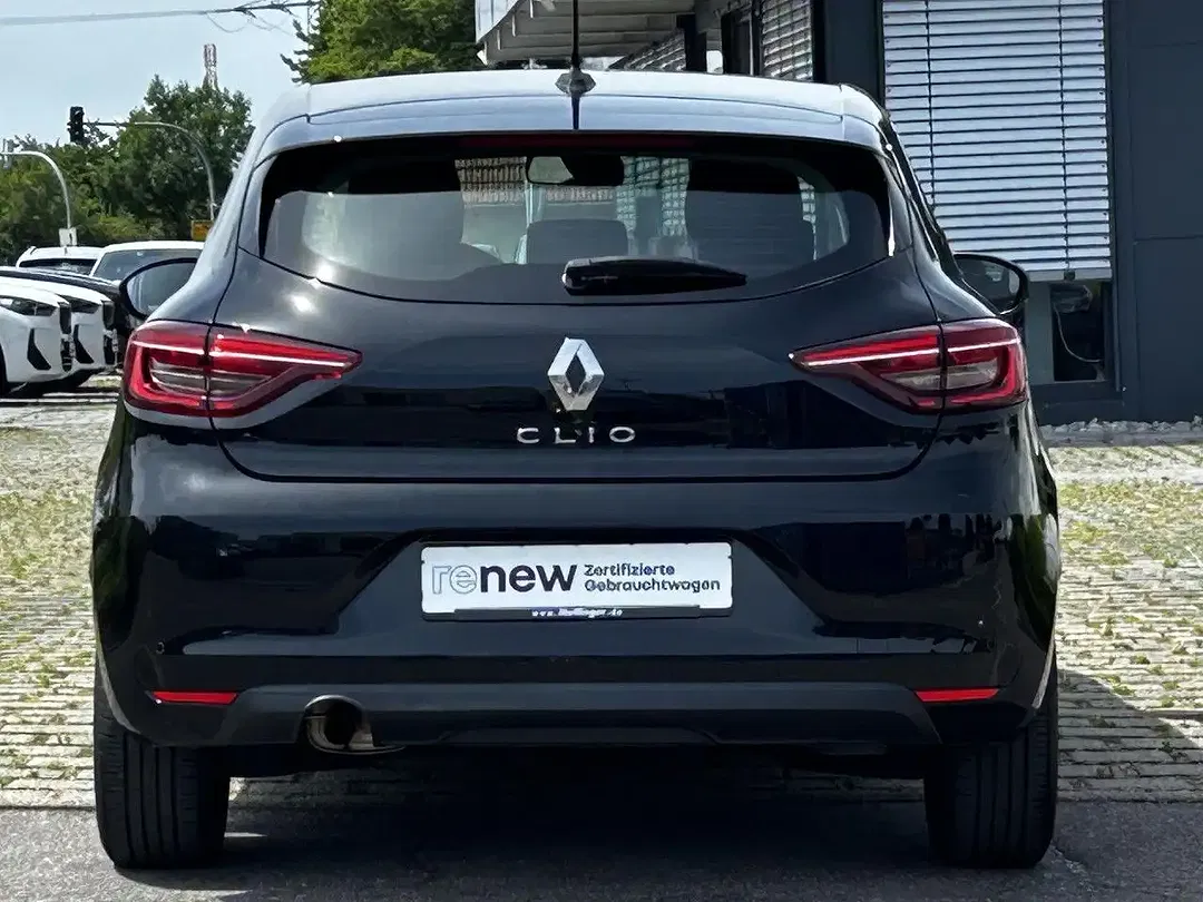 Renault Clio - Thumbnail 6