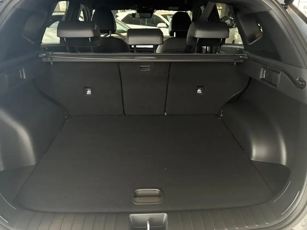 Hyundai TUCSON - Thumbnail 12