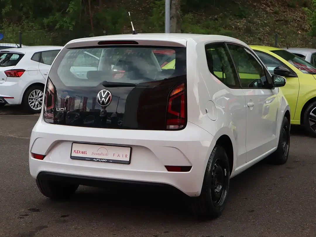 Volkswagen up! - Thumbnail 5