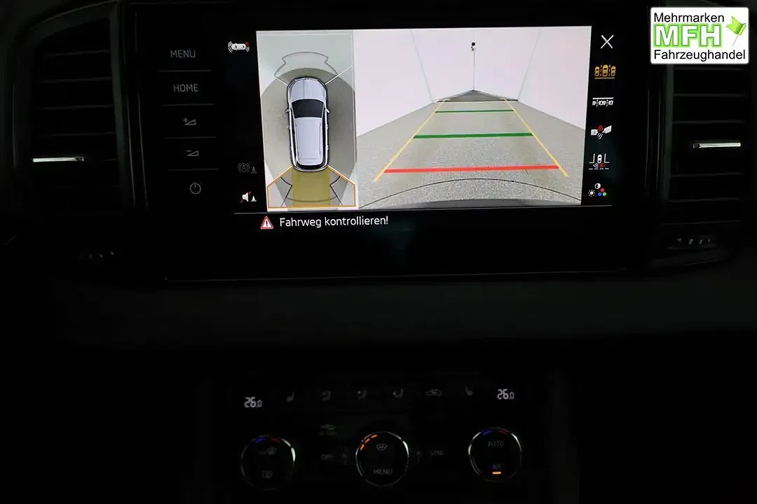Skoda Karoq - Thumbnail 6