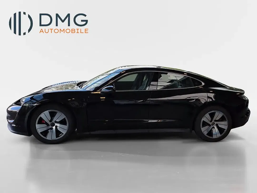 Porsche Taycan - Thumbnail 1