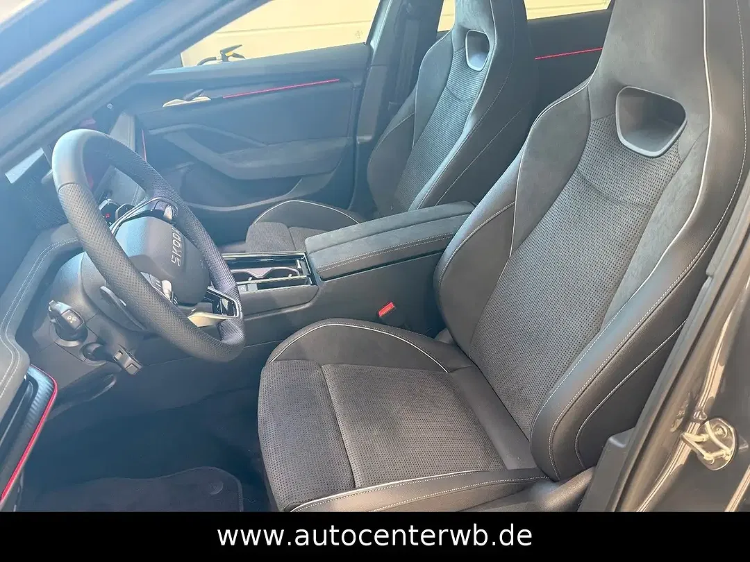 Skoda Superb - Thumbnail 14
