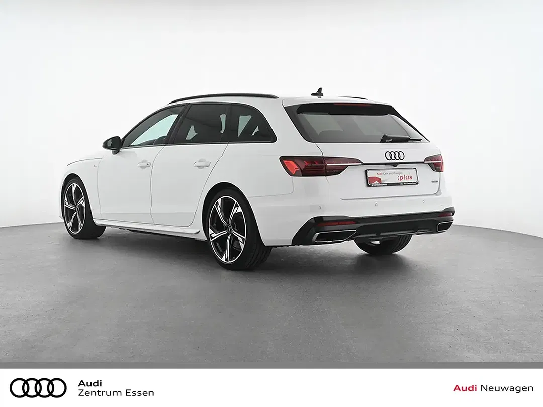 Audi A4 - Thumbnail 2