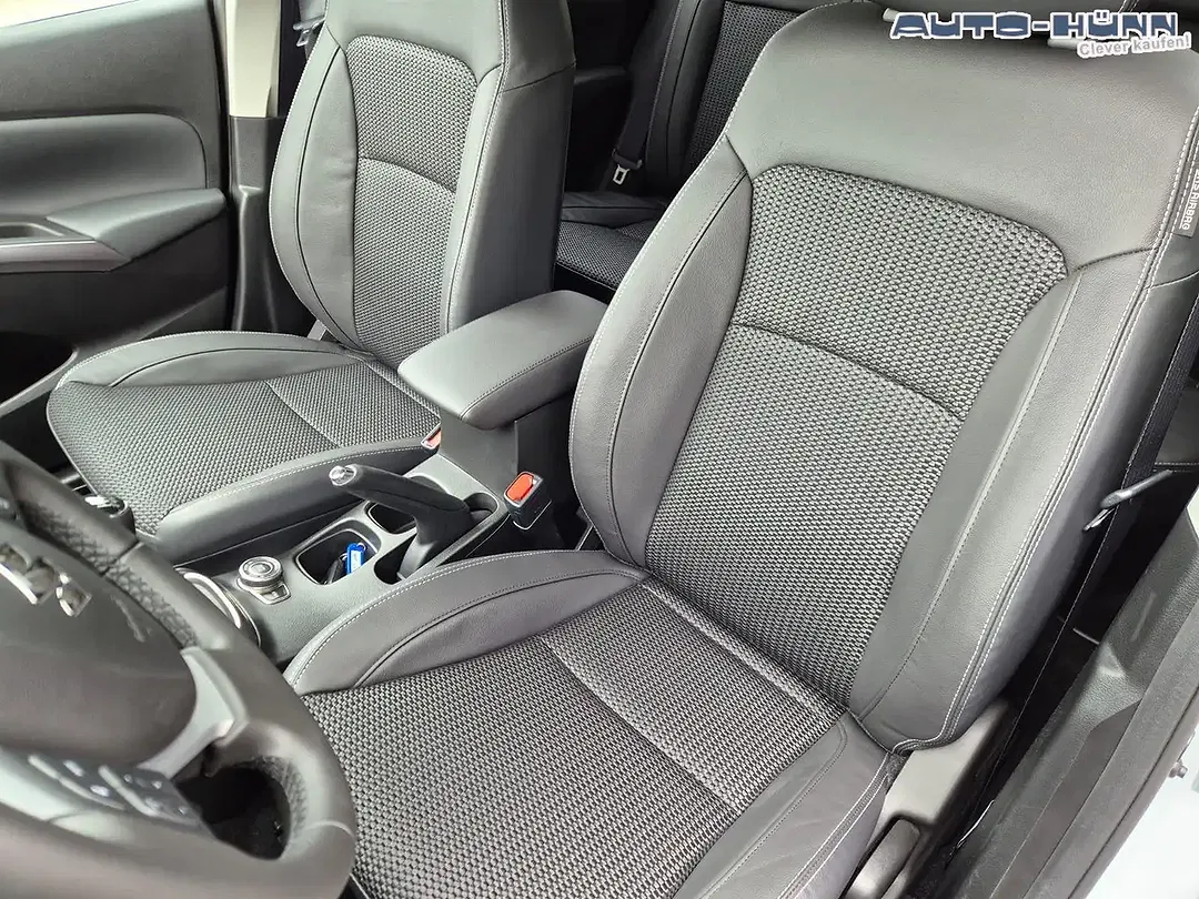 Suzuki S-Cross - Thumbnail 11