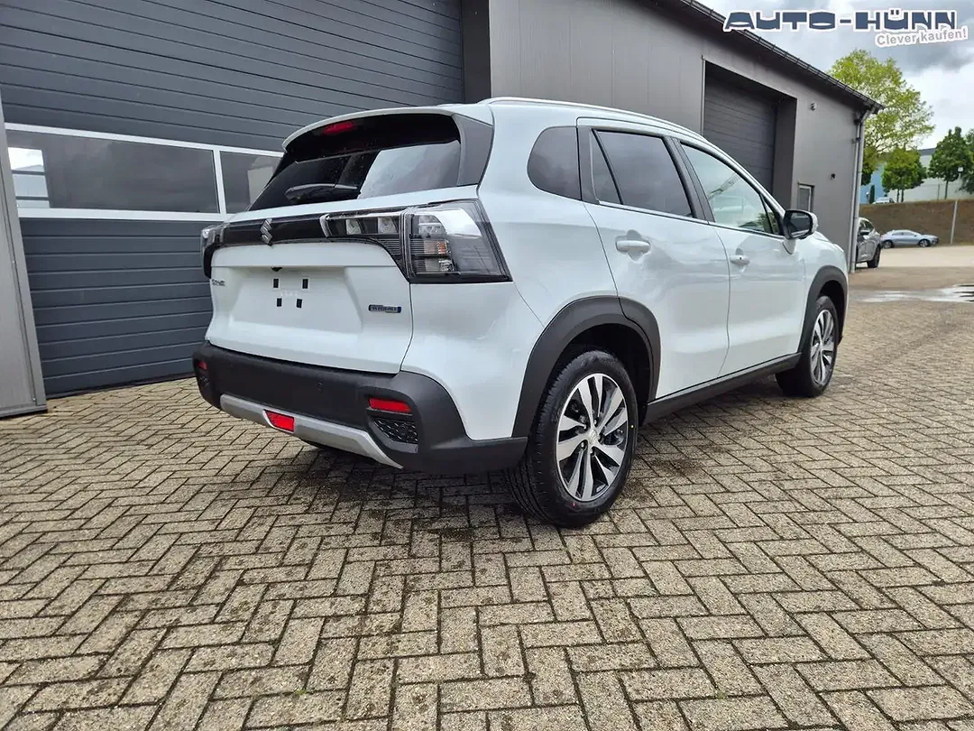 Suzuki S-Cross - Thumbnail 5