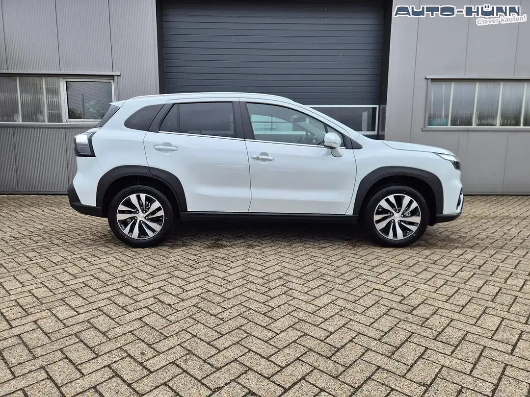 Suzuki S-Cross - Thumbnail 6