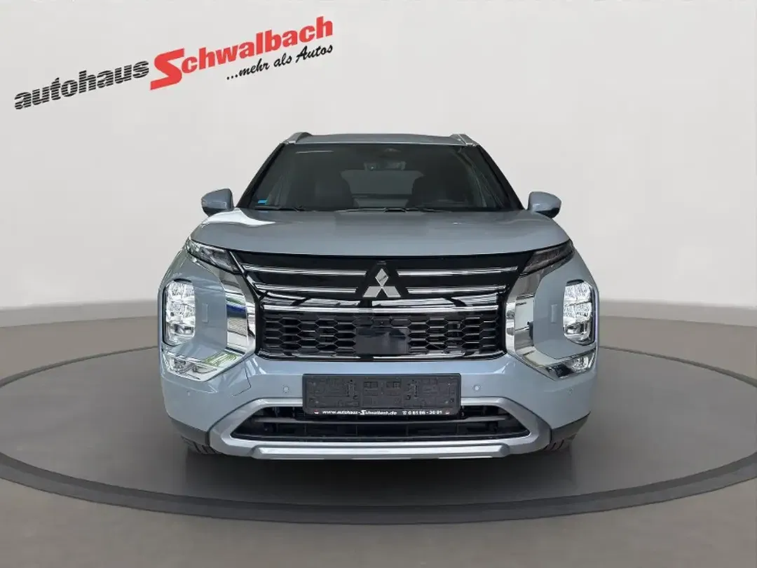 Mitsubishi Outlander - Thumbnail 9