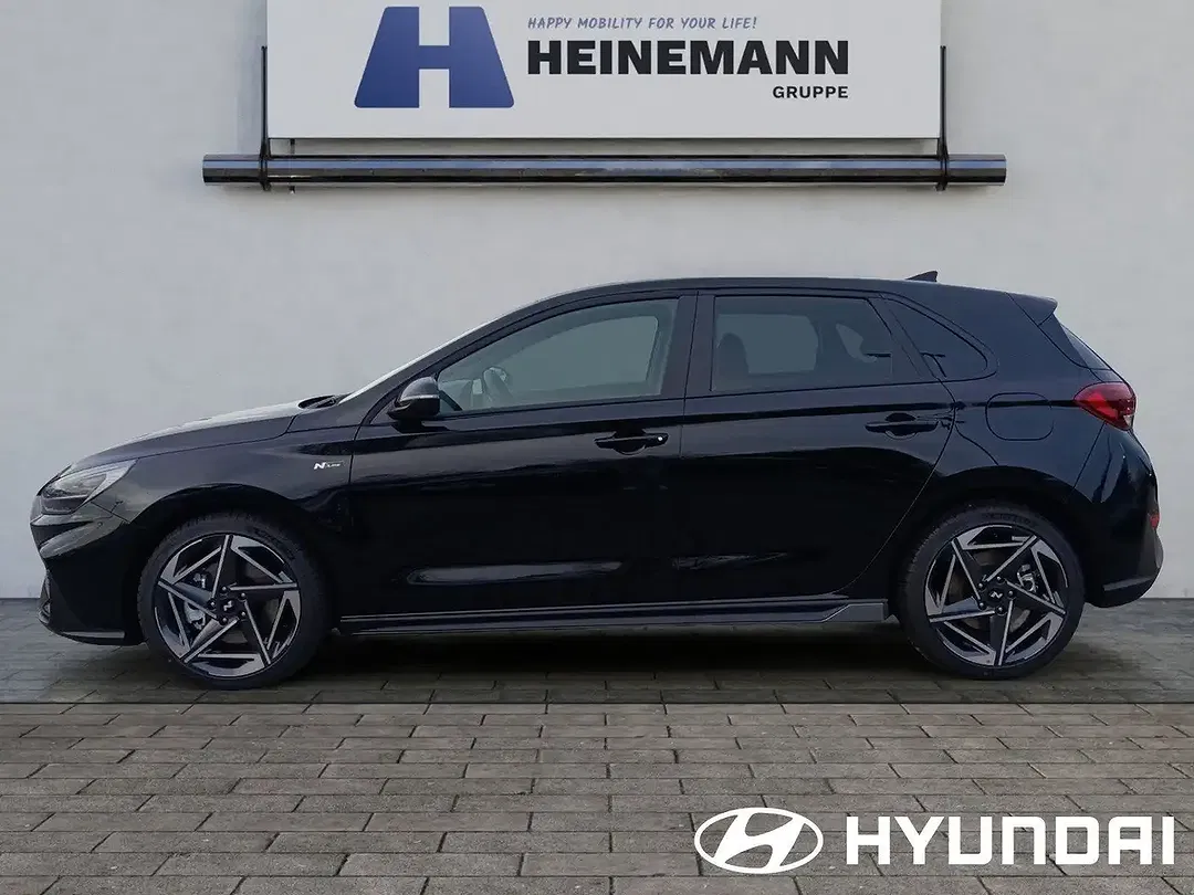 Hyundai i30 - Thumbnail 2