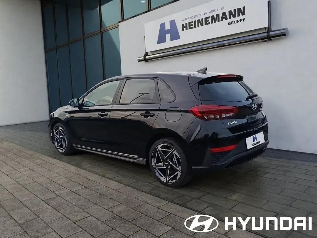 Hyundai i30 - Thumbnail 3