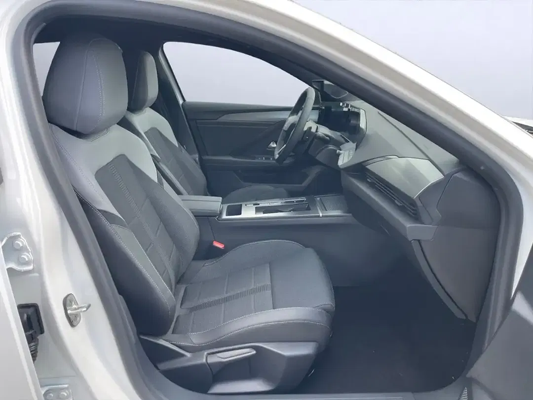 Opel Astra - Thumbnail 8