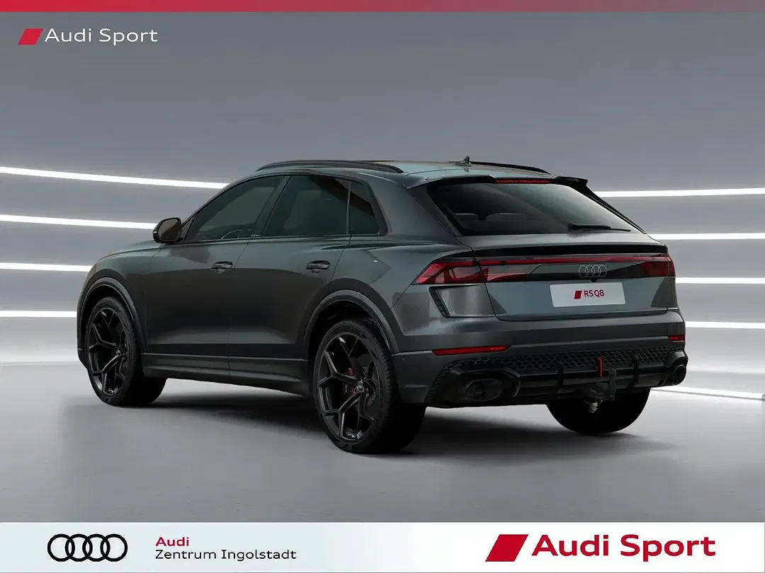 Audi RS Q8 - Thumbnail 4