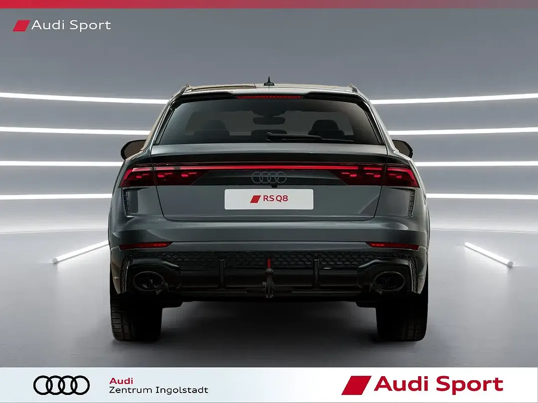 Audi RS Q8 - Thumbnail 5