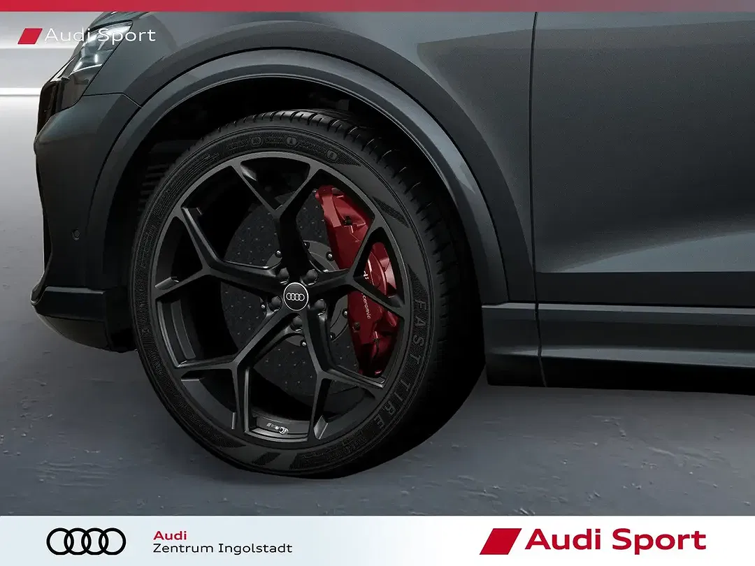 Audi RS Q8 - Thumbnail 6