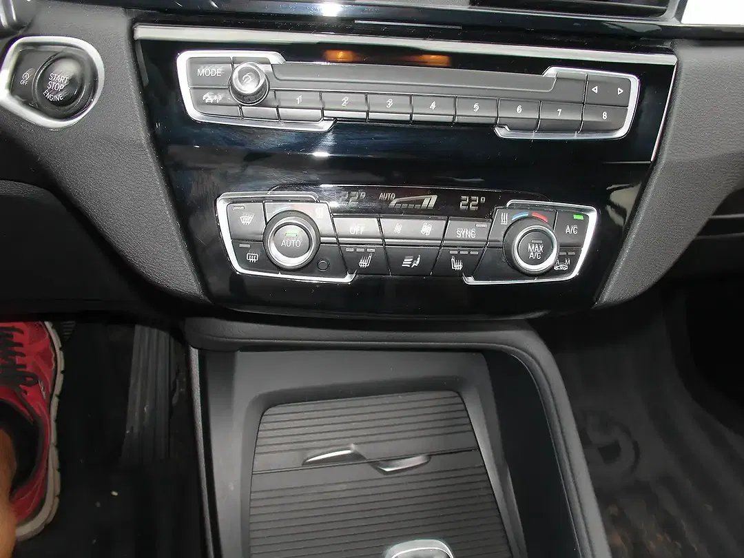 BMW X1 - Thumbnail 14