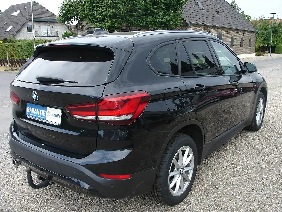 BMW X1 - Thumbnail 5