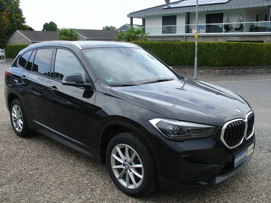 BMW X1 - Thumbnail 6