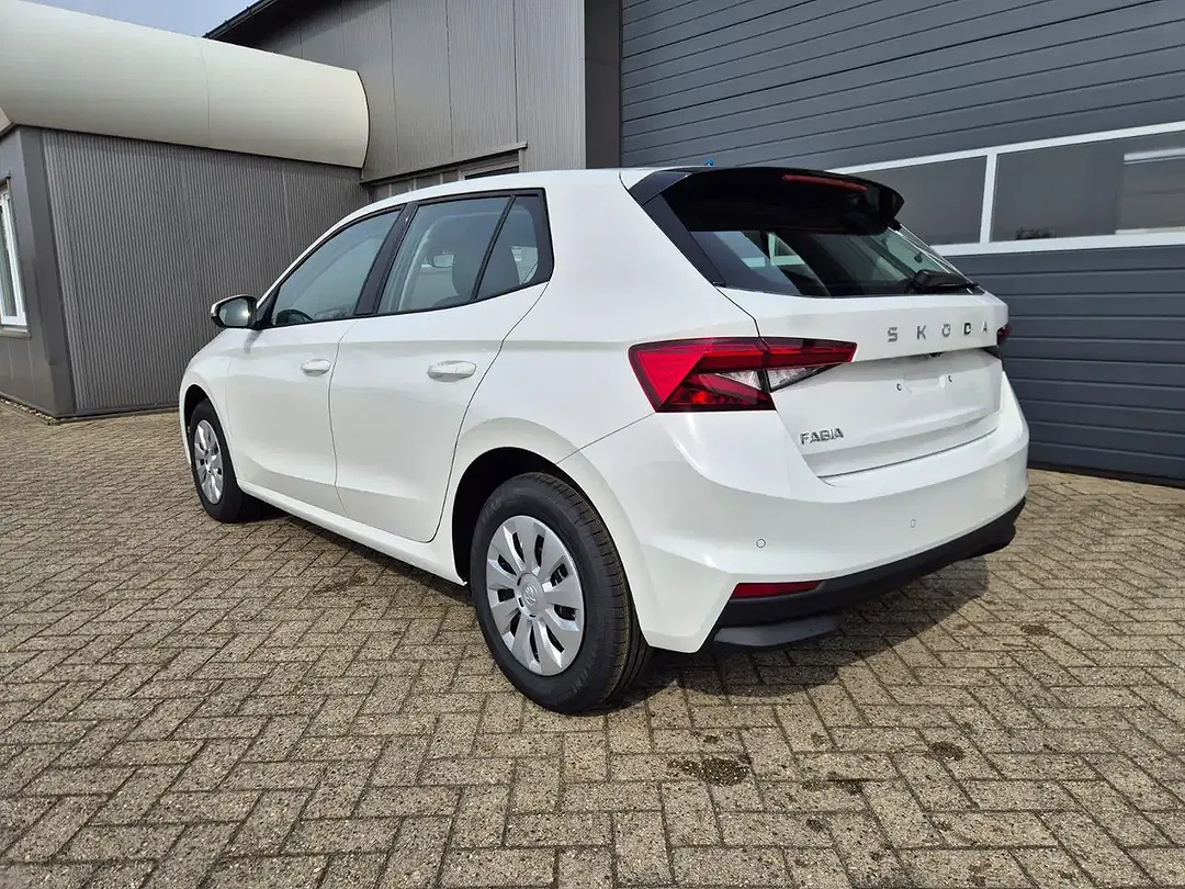 Skoda Fabia - Thumbnail 2