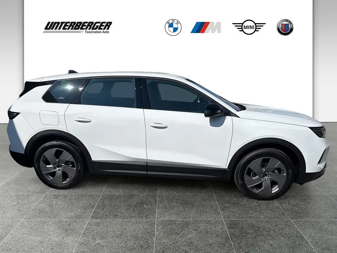 Opel Grandland - Thumbnail 3