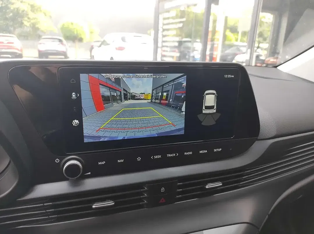 Hyundai i20 - Thumbnail 13