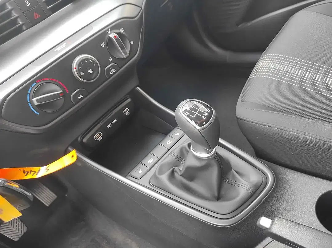 Hyundai i20 - Thumbnail 14