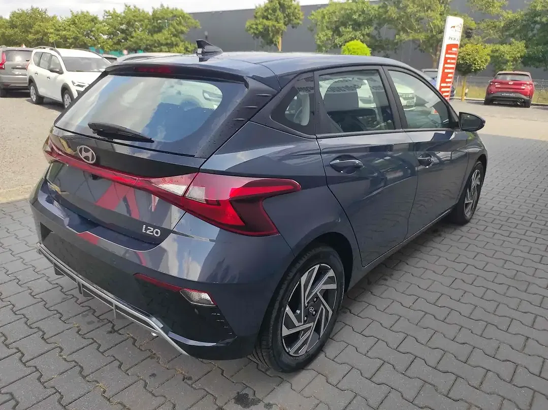 Hyundai i20 - Thumbnail 4