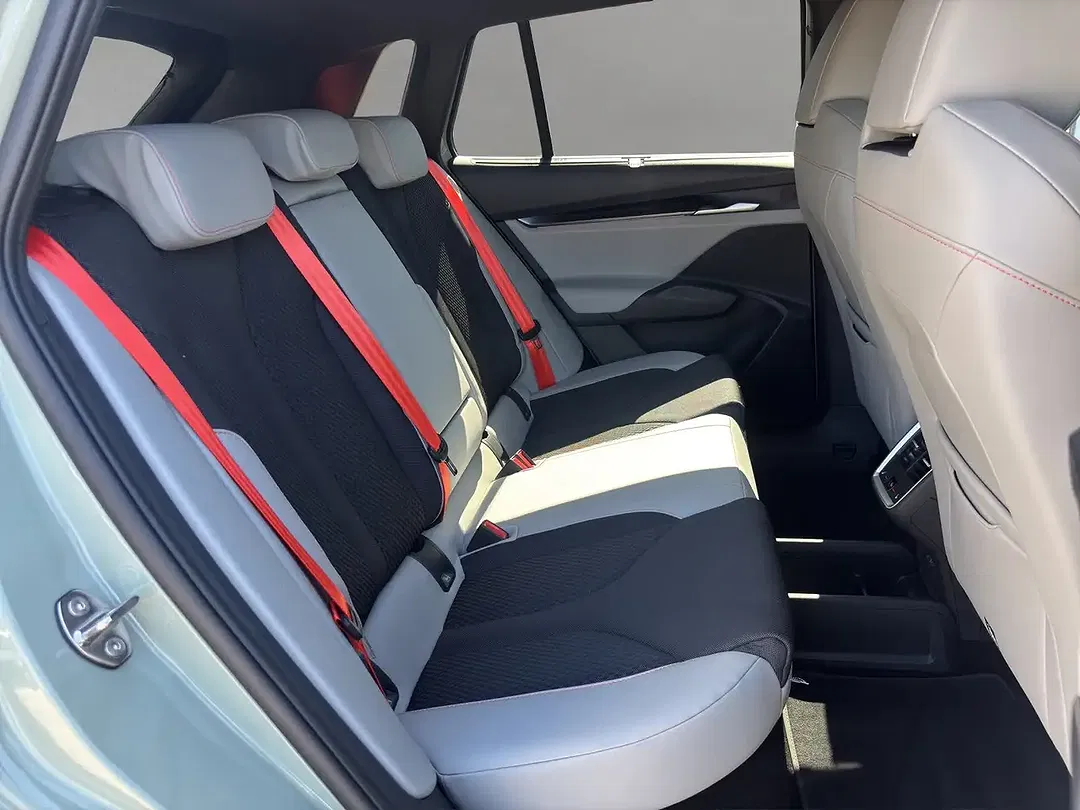 Skoda Elroq - Thumbnail 9