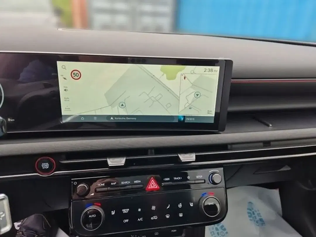 Hyundai TUCSON - Thumbnail 11