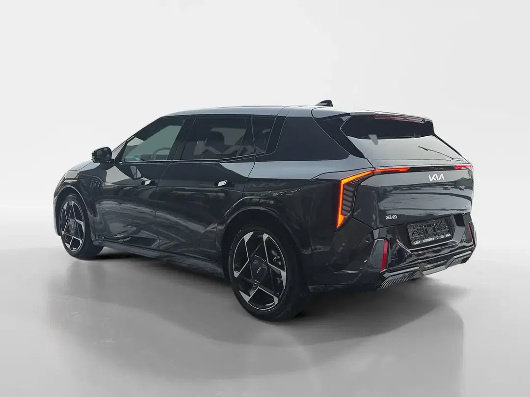Kia EV4 - Thumbnail 4