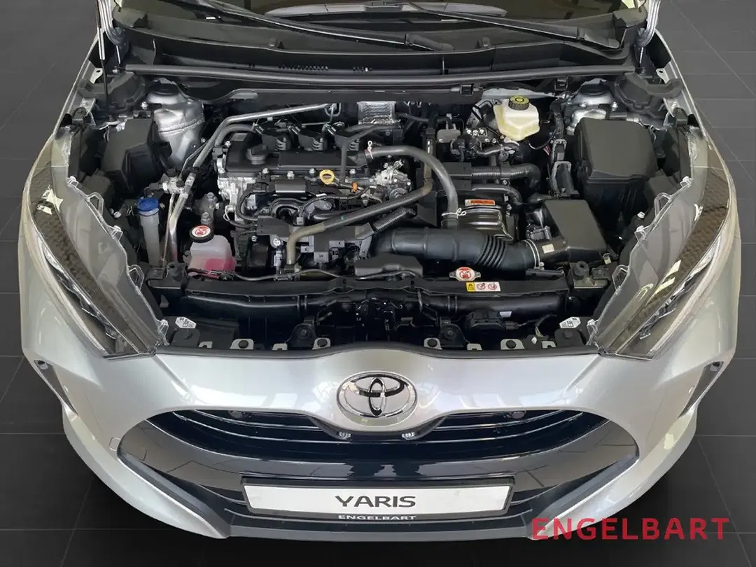 Toyota Yaris - Thumbnail 13