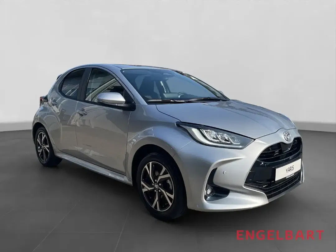 Toyota Yaris - Thumbnail 5