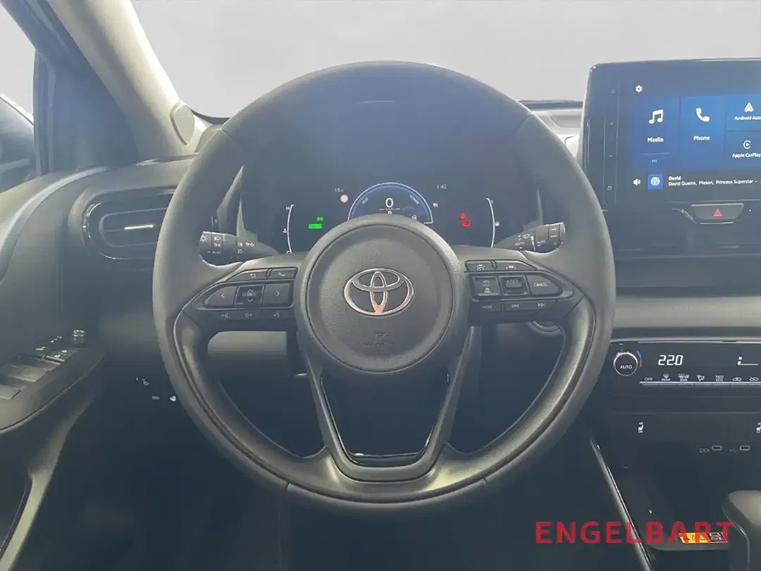 Toyota Yaris - Thumbnail 7