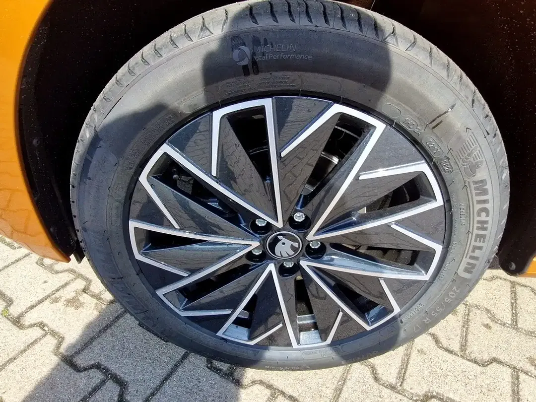 Skoda Kamiq - Thumbnail 14