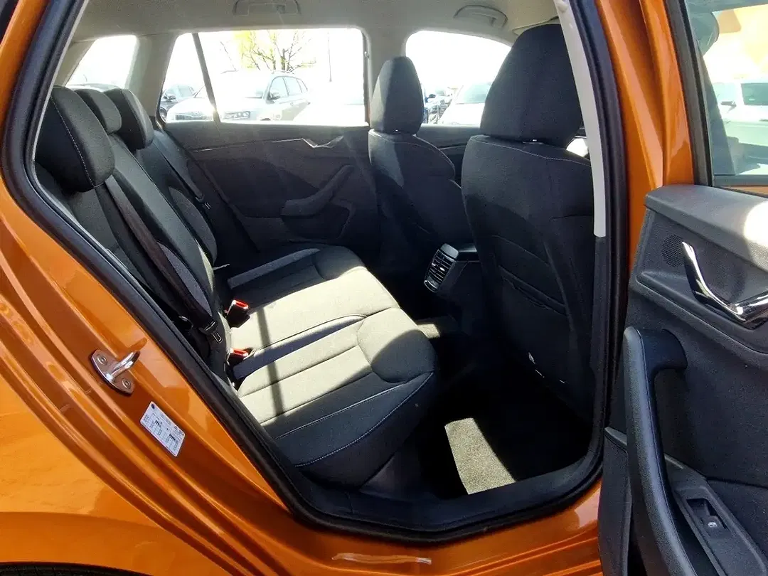 Skoda Kamiq - Thumbnail 9