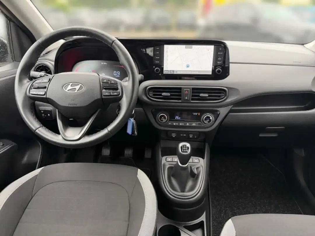 Hyundai i10 - Thumbnail 11