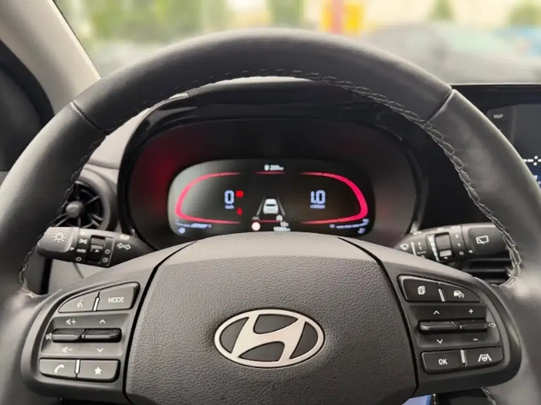 Hyundai i10 - Thumbnail 8