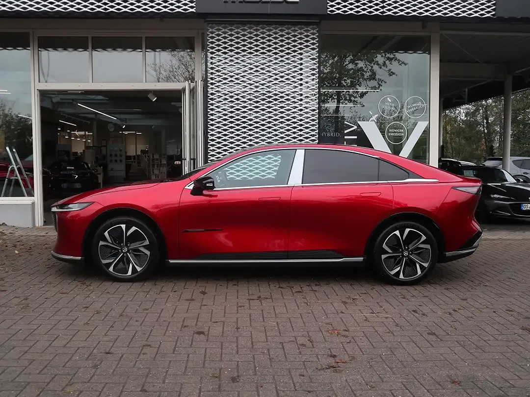 Mazda 6e - Thumbnail 2