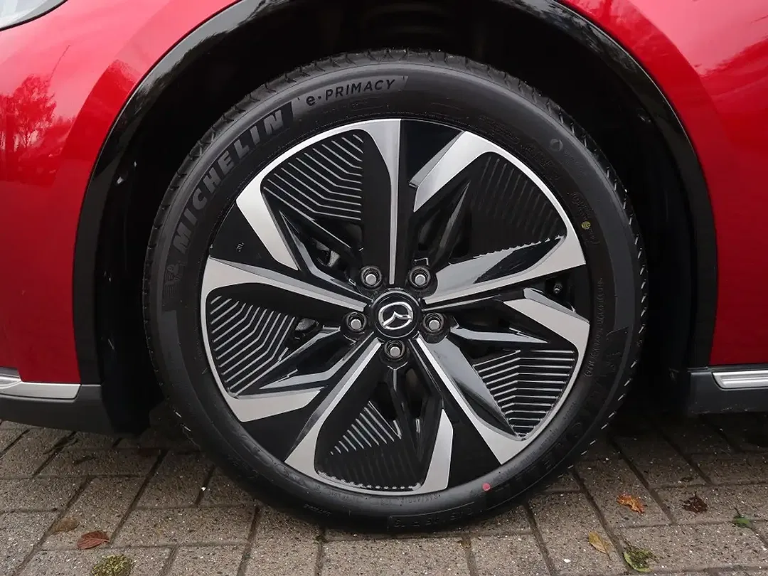 Mazda 6e - Thumbnail 8