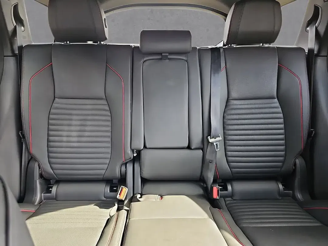 Land Rover Discovery Sport - Thumbnail 10