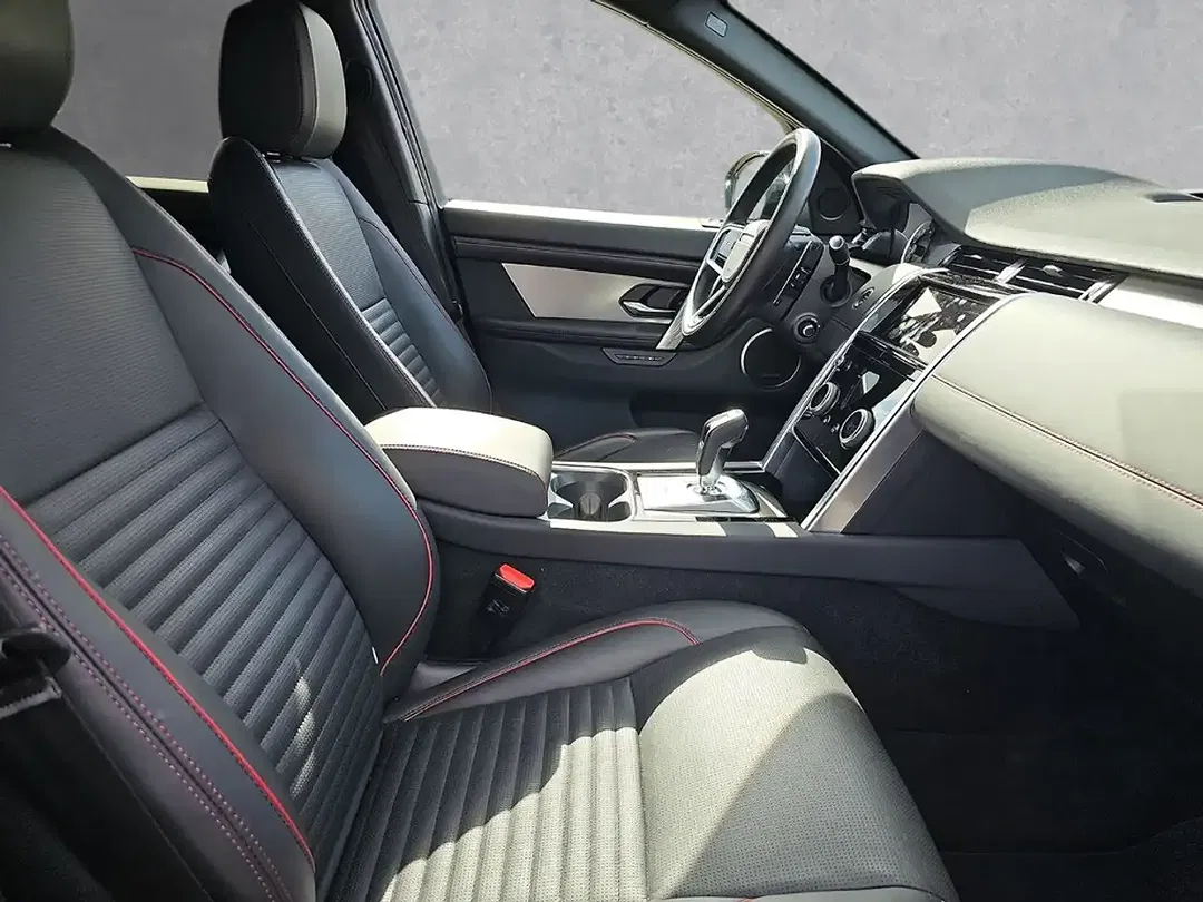 Land Rover Discovery Sport - Thumbnail 3