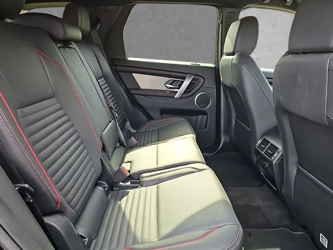 Land Rover Discovery Sport - Thumbnail 5