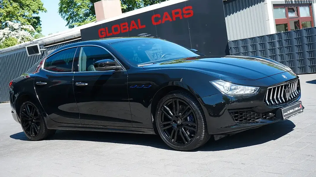 Maserati Ghibli - Thumbnail 10