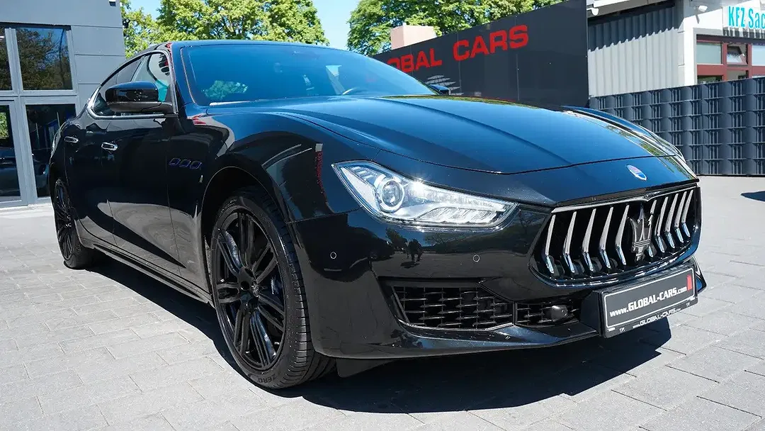 Maserati Ghibli - Thumbnail 12