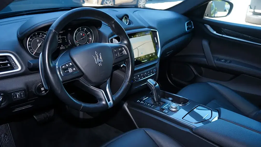 Maserati Ghibli - Thumbnail 3