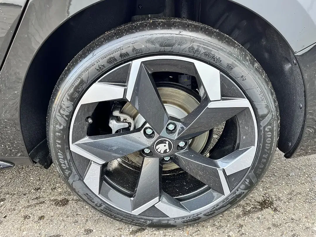 Skoda Superb - Thumbnail 7