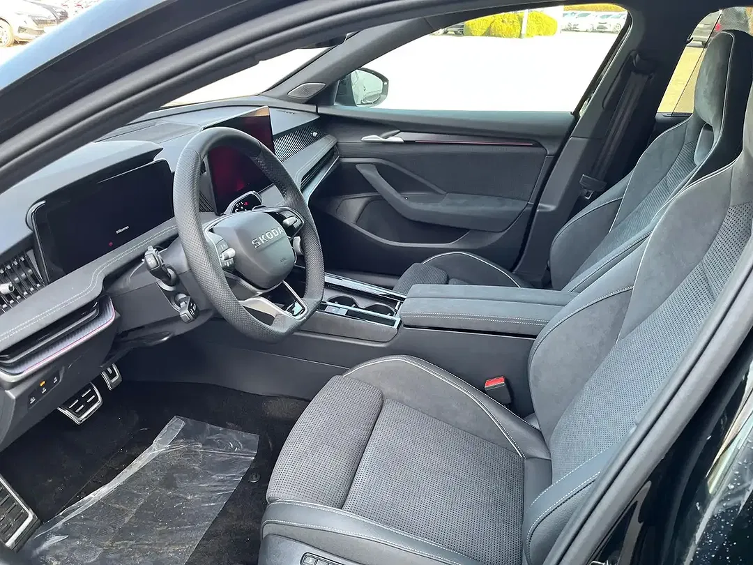 Skoda Superb - Thumbnail 9